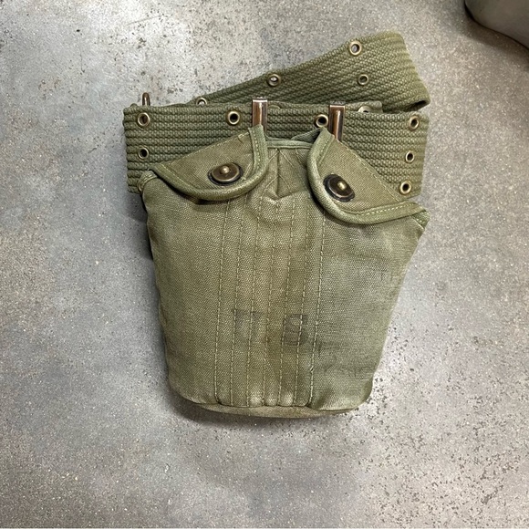 WW2 1943 Dated U.S. Military Canteen Set - Picture 2 of 16